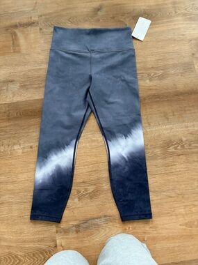 Athleta watercolor  7/8 tight Leggings